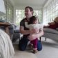 Марк Цукерберг показал первые шаги дочери Макс в панорамном видео