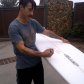 Энтони Кидис выставил доску для серфинга на аукцион