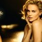 Шарлиз Терон озарила ночь в новом ролике парфюма от Dior