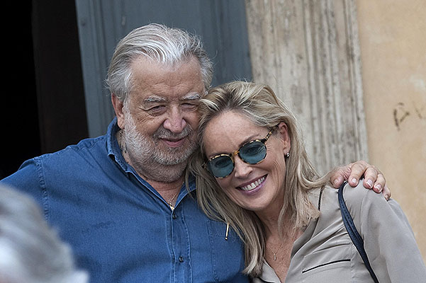 Sharon Stone is seen on the set of her new film 'Un Ragazzo D'Oro' in Italy Featuring: Sharon Stone,Pupi avati Where: Italy When: 22 Jul 2013 Credit: WENN.com **Not available for publication in Italy**