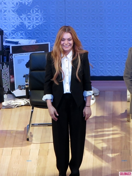 lindsay-lohan-speed-the-plow-london-theater-debut-092414-3-435x580
