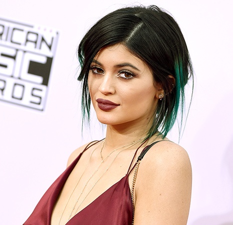 1418391829_kylie-jenner-article