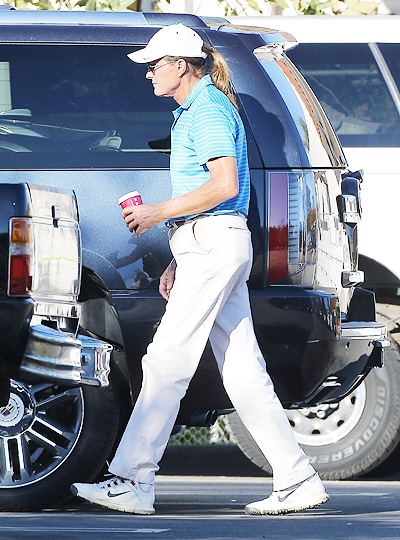 PREMIUM EXCLUSIVE Bruce Jenner and his perfectly polished nails in Malibu