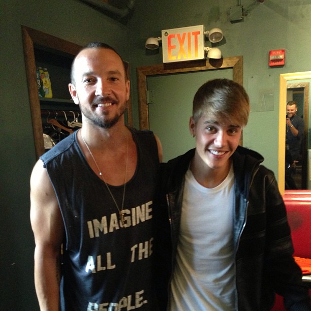 hillsong-nyc-church-pastor-carl-lentz-is-seen-with-recording-artist-and-friend-justin-bieber-in-a-photo-shared-by-pastor-judah-smith-on-instagram