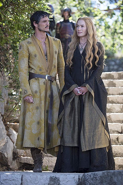 GAME OF THRONES, l-r: Pedro Pascal, Lena Headley in 'First of His Name' (Season 4, Episode 5, aired