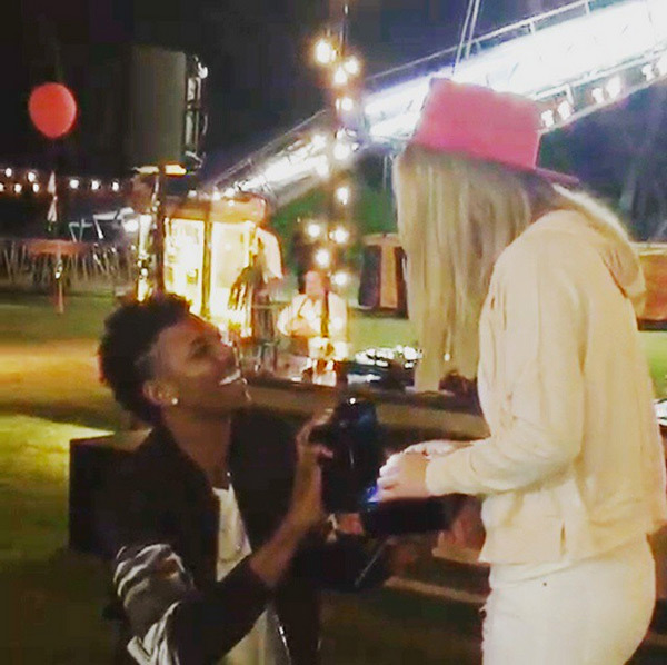 nick-young-flashes-huge-ring-for-fiance-iggy-azalea-ftr