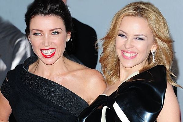 report-kylie-to-duet-with-sister-dannii-minogue-on-christmas-album