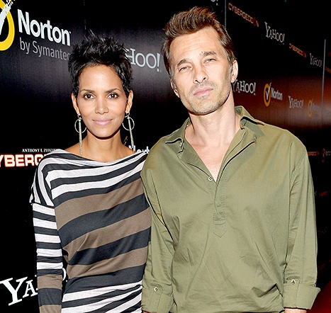 1446064792_halle-berry-and-olivier-martinez-467