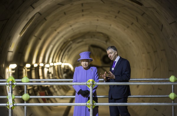 В честь королевы Елизаветы ІІ назовут ветку метро