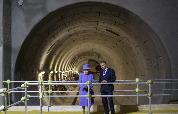 В честь королевы Елизаветы ІІ назовут ветку метро
