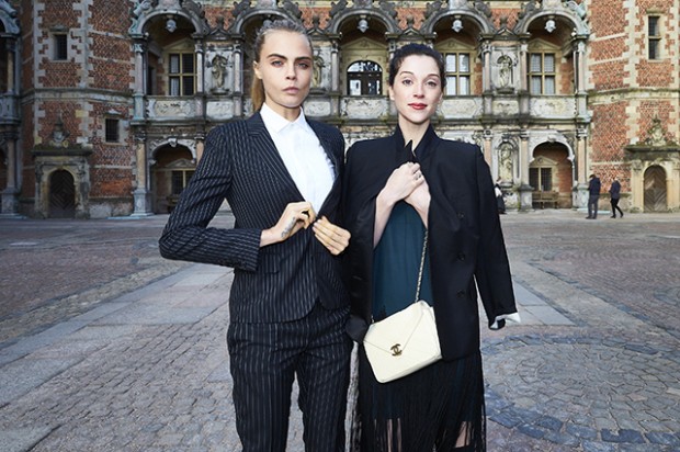 HILLEROD, DENMARK - MARCH 19:  Cara Delevingne and Annie Clark attend the 'Jonathan Yeo Portraits' exhibition opening at the Museum of National History at Frederiksborg Castle on March 19, 2016 in Hillerod, Denmark.  (Photo by Schiller Graphics/Getty Images) 