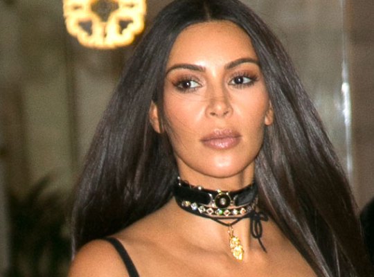 Kim-Kardashian-Paris-Gun-Robbed-Jewelry-Cell-Phone-pp