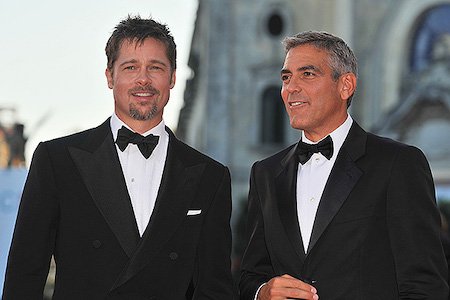 Как Брэд Питт начал юмористическую войну с Джорджем Клуни во время съемок картины “12 друзей Оушена”