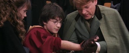 Какую странную вещь со съемочной площадки “Гарри Поттера” хранит у себя дома Дэниэл Рэдклифф