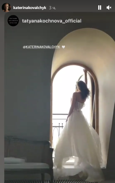 Девушка Гарика Харламова в свадебном платье: неужели пара собралась пожениться? - 1