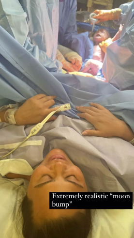 Крисси Тайген опровергает слухи о рождении своего 3-го ребенка с помощью суррогатной матери - 1