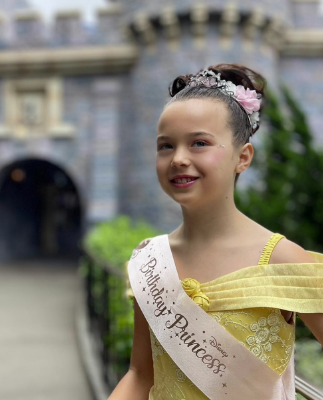 10-летняя дочь Дженны Дуан раскрыла в себе талант визажиста и стилиста - 2