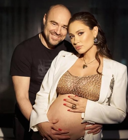 Елена Товстик, Роман Товстик