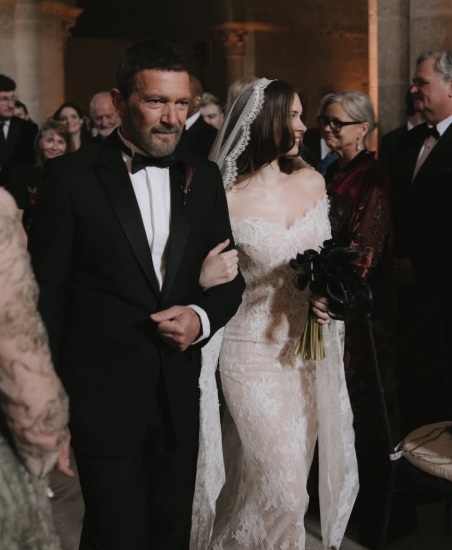 Стелла Бандерас, Антонио Бандерас