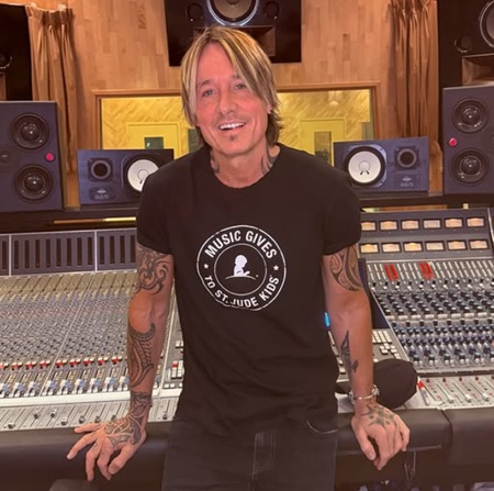 После 19 лет вместе: развод Николь Кидман, финансовые условия и слухи о романе на стороне - 1 Кит Урбан