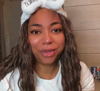 Либерж Кпадону, бывшая участница телепроекта "ДОМ-2"