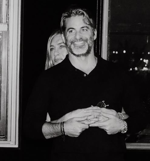 Дженнифер Энистон