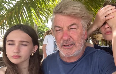 Ким Бейсингер поздравила с 68-летием своего бывшего мужа Алека Болдуина архивным видео - 1 Алек Болдуин