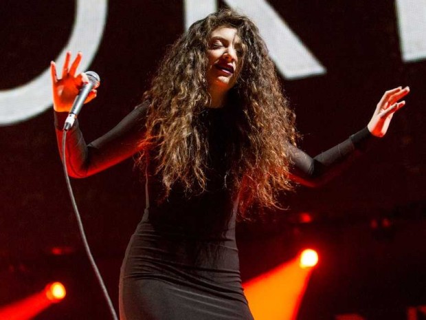 17-year-old-lorde-will-likely-win-best-pop-solo-performance-this-year-at-the-grammys-according-to-spotify
