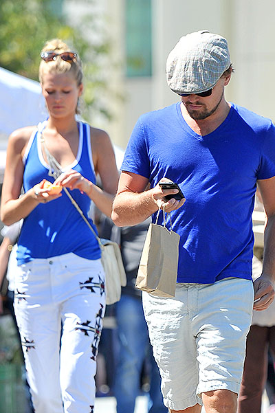 Leonardo Dicaprio and his girlfriend Toni Garrn hit up the Beverly Hills Farmer's Market