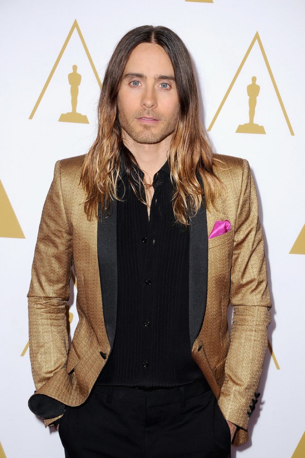 Jared-Leto-got-Oscars-spirit-gold-jacket