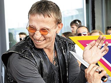 Дом 2 закрыт охлобыстином. Дом 2 закрыт охлобыстином. Охлобыстин попал под обстрел. Дом 2 закрыт охлобыстином. Охлобыстин в молодости.