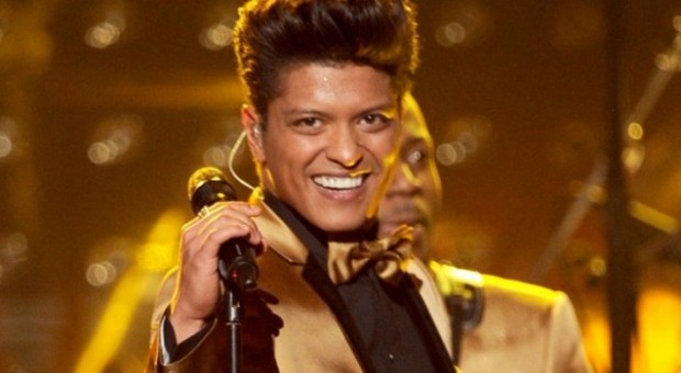 Grammys-2012-Bruno-Mars-Puts-on-Incendiary-Show-637x350