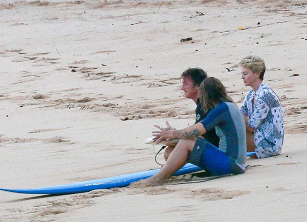 *EXCLUSIVE* Charlize Theron and Sean Penn new couple alert? **MUST CALL FOR PRICING**