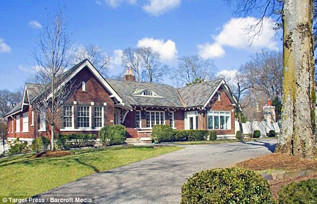Home sweet home: Taylor's £1.5 million home in Nashville, Tennessee, was near to where she and actor Jake Gyllenhaal, 31, hung out while they were dating in 2010