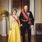 Король и королева Норвегии представили новые официальные портреты в Зеркальном зале