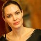 Анжелина Джоли вышла из благотворительного общества из-за зарплаты