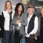 Стивен Тайлер отменил несколько концертов Aerosmith ради сольного альбома