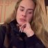 Адель вся в слезах обратилась к фанатам: певица не спит 30 часов подряд. Что же произошло?