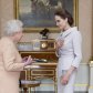 Елизавета ІІ вручила Анджелине Джоли орден почетной дамы