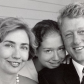 Билл Клинтон и Хиллари Клинтон посетили марафон, в котором принимала участие их единственная дочь Челси