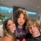 Сводные брат с сестрой, дети рок-музыканта Мика Джагера на отдыхе в Лос-Анджелесе