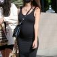 Эмили Ратаковски перестала маскировать беременность за мешковатой одеждой: смотрите фото модели в чёрном макси-платье!