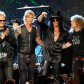 47 человека были арестованы на концерте Guns N’ Roses в Нью-Джерси