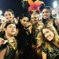 Адриана Лима с подругами на карнавале в Рио-де-Жанейро