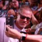 Восторг: Брэд Питт с новой стрижкой стал выглядеть моложе на 20 лет