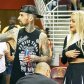 Трэвис Баркер вернул Famous Stars & Straps в центр внимания на 10-летии ComplexCon