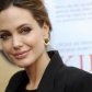Анджелина Джоли послужила примером для женщин пройти обследование груди