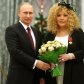 Алла Пугачева получила награду из рук Владимира Путина