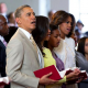 Мишель Обама опубликовала новое фото с дочерями, чтобы поздравить Барака Обаму в честь Дня отца