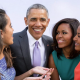 Барак и Мишель Обама представили свои портреты в Белом доме
